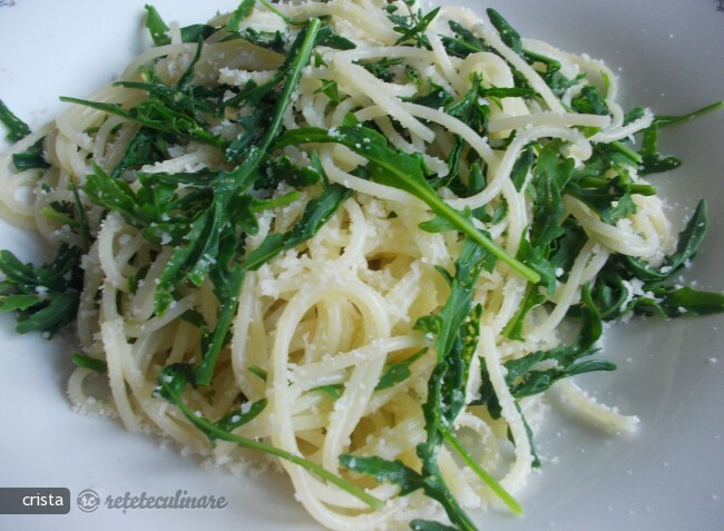 Imagine Reteta culinara Spaghete cu Rucola Salbatica | 2review.ro