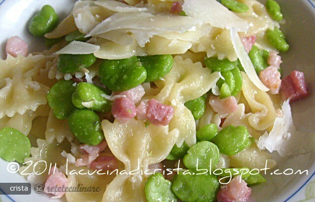 Imagine Reteta culinara Paste (fundite) cu Bob si Brinza Pecorino | 2review.ro