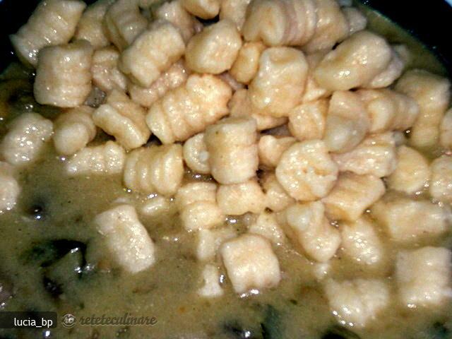 Imagine Reteta culinara Gnocchi | 2review.ro