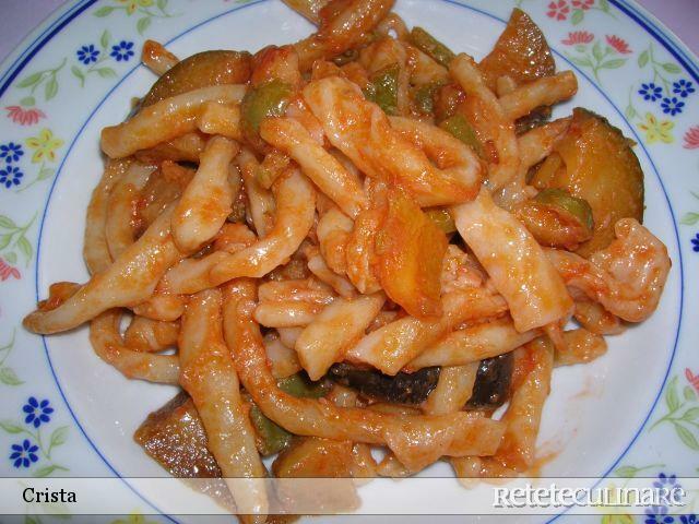 Imagine Reteta culinara Strozzapreti cu Sos de Post | 2review.ro