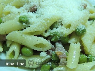 Imagine Reteta culinara Paste cu Mazare, Sunca si Morcovi | 2review.ro