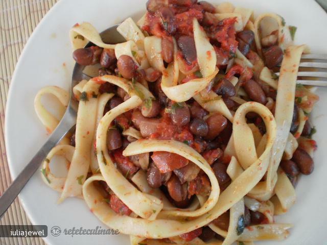 Imagine Reteta culinara Taitei cu Fasole Boabe | 2review.ro