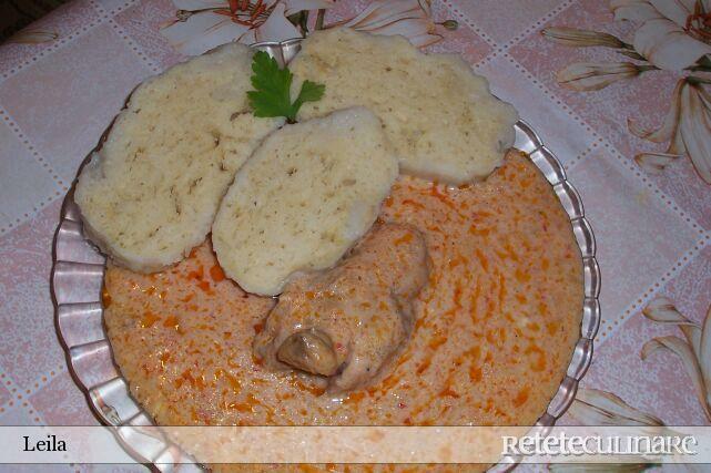 Imagine Reteta culinara Klebba (Knedli) cu pui si smantana | 2review.ro