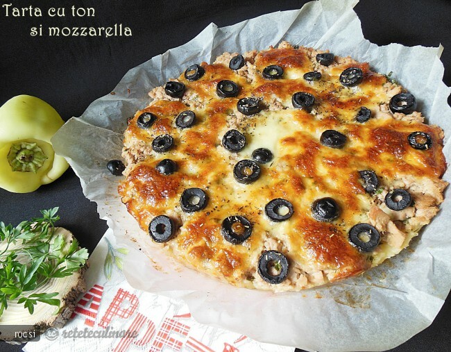 Imagine Reteta culinara Tarta cu ton si mozzarella | 2review.ro