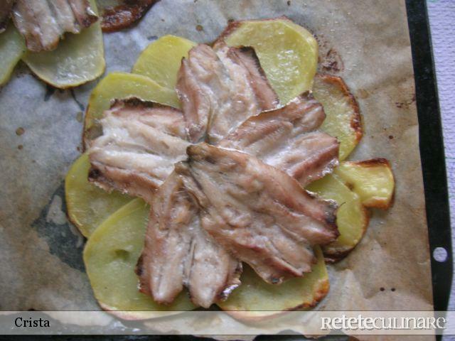 Imagine Reteta culinara Sardine pe `Pat` de Cartofi | 2review.ro