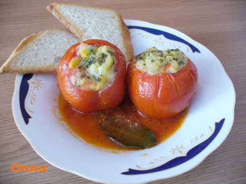 Imagine Reteta culinara Rosii umplute cu peste si legume | 2review.ro