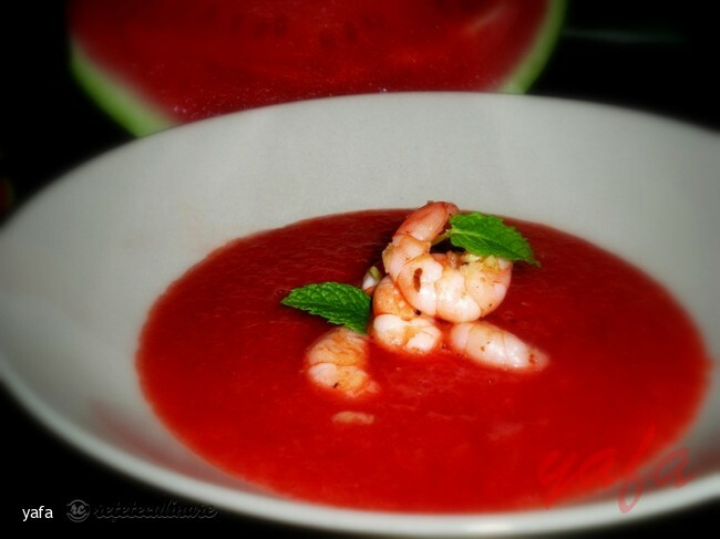 Imagine Reteta culinara Supa Rece de Pepene cu Creveti | 2review.ro