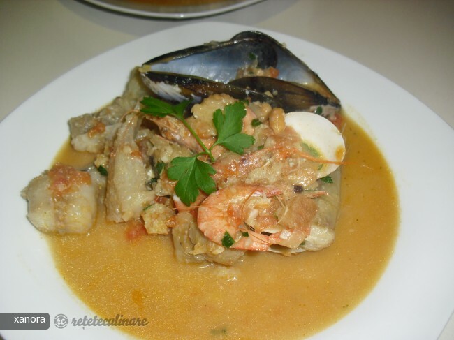 Imagine Reteta culinara Peste Unditar cu Fructe de Mare | 2review.ro