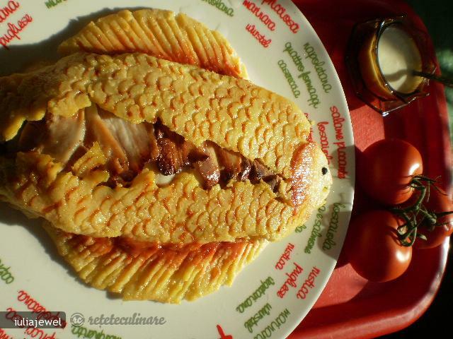 Imagine Reteta culinara File de Peste in Mamaliga | 2review.ro