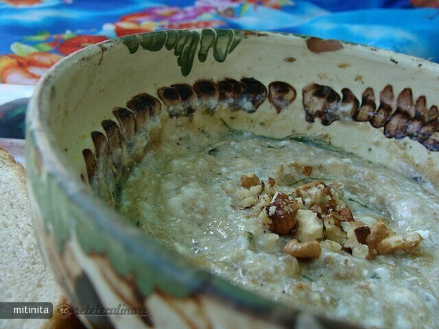 Imagine Reteta culinara Salata de Vinete cu Iaurt (Borani Bademjan) | 2review.ro