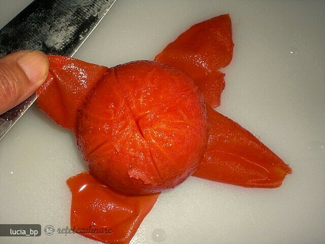 Imagine Reteta culinara Cum Se Decojesc Rosiile | 2review.ro