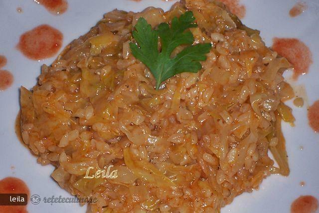 Imagine Reteta culinara Varza Calita Cu Orez | 2review.ro