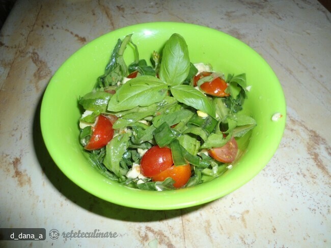 Imagine Reteta culinara Salata de Rucola | 2review.ro