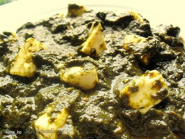 Imagine Reteta culinara Spanac cu Masala si Paneer | 2review.ro