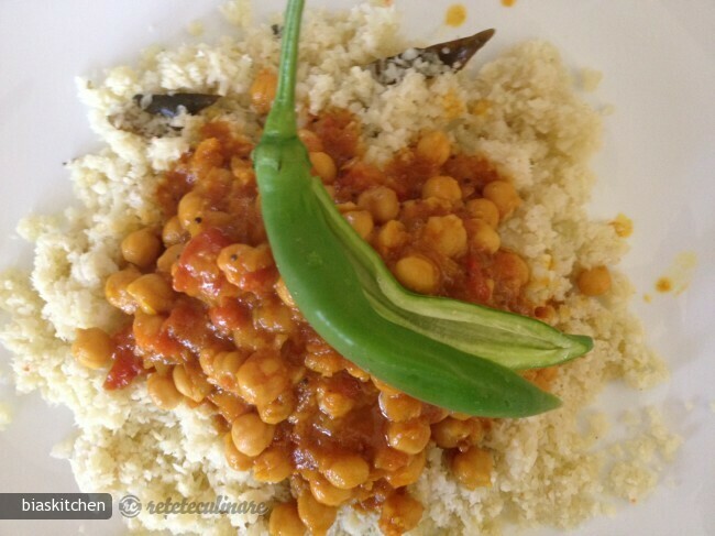 Imagine Reteta culinara Curry de Naut cu Pilaf din Conopida | 2review.ro