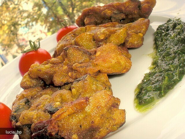 Imagine Reteta culinara Chiftelute de Vinete, Dovlecei si Ciuperci cu Relish | 2review.ro