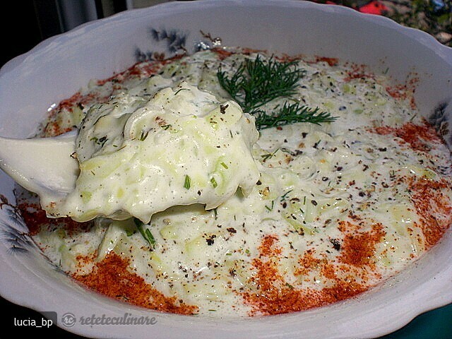 Imagine Reteta culinara Salata Gustoasa de Dovlecel | 2review.ro