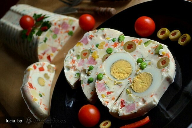 Imagine Reteta culinara Salata in Mantie de Iaurt | 2review.ro