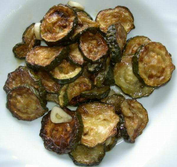 Imagine Reteta culinara Salata de Dovlecei I | 2review.ro