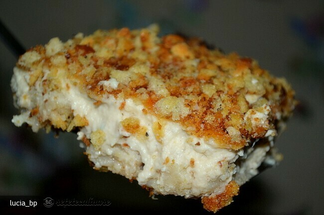 Imagine Reteta culinara Conopida cu Sos de Branza, la Cuptor | 2review.ro