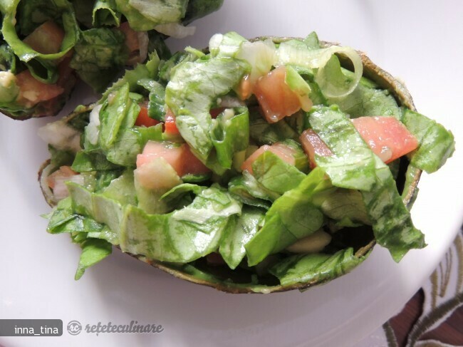 Imagine Reteta culinara Salata cu Avocado | 2review.ro