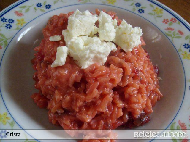 Imagine Reteta culinara Orez cu Sfecla Rosie si Brinza Feta | 2review.ro