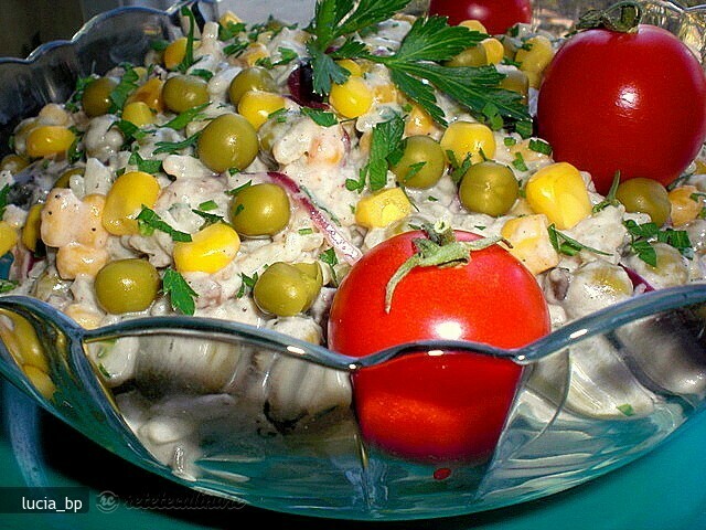 Imagine Reteta culinara Salata cu Legume si Orez | 2review.ro