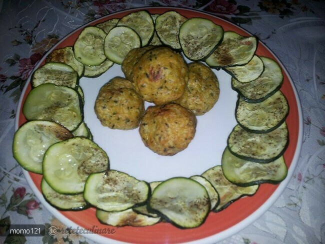 Imagine Reteta culinara Cipsuri din Dovlecel Verde la Cuptor | 2review.ro