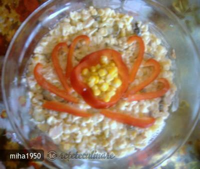 Imagine Reteta culinara Salata de Paste cu Piept de Pui | 2review.ro