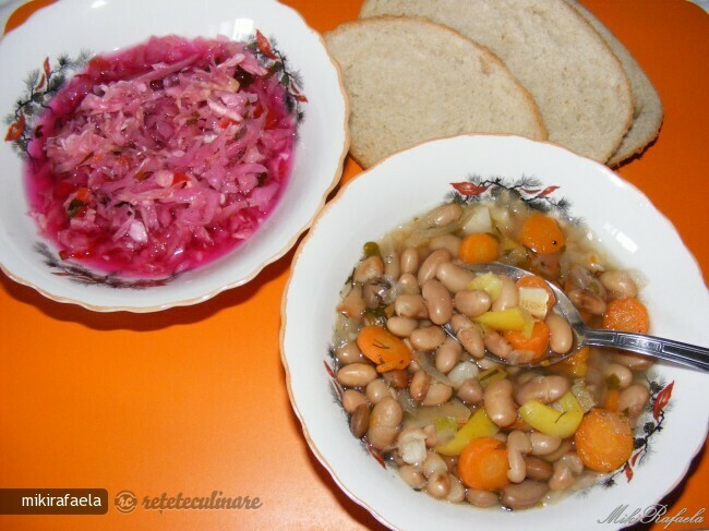 Imagine Reteta culinara Iahnie de Fasole | 2review.ro