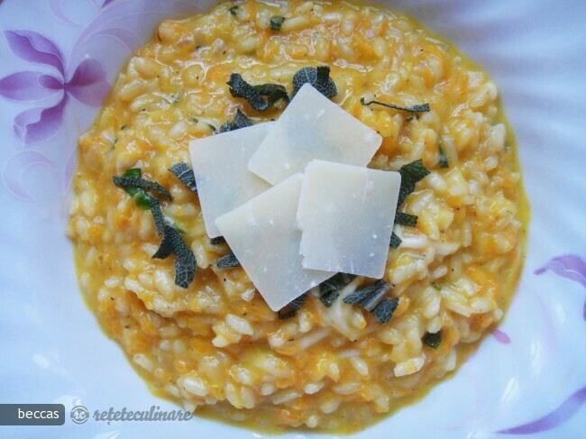 Imagine Reteta culinara Risotto cu Morcovi si Mozzarella de Bivolita | 2review.ro