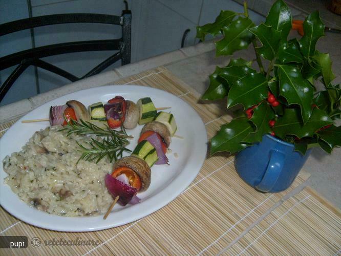 Imagine Reteta culinara Kabobs de Legume cu Orez | 2review.ro