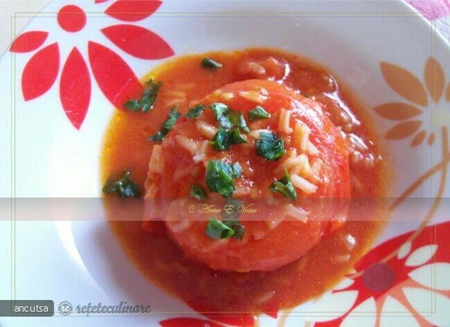 Imagine Reteta culinara Rosii Umplute cu Orez | 2review.ro