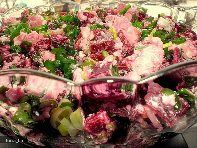 Imagine Reteta culinara Salata de Sfecla cu Branza de Vaci | 2review.ro