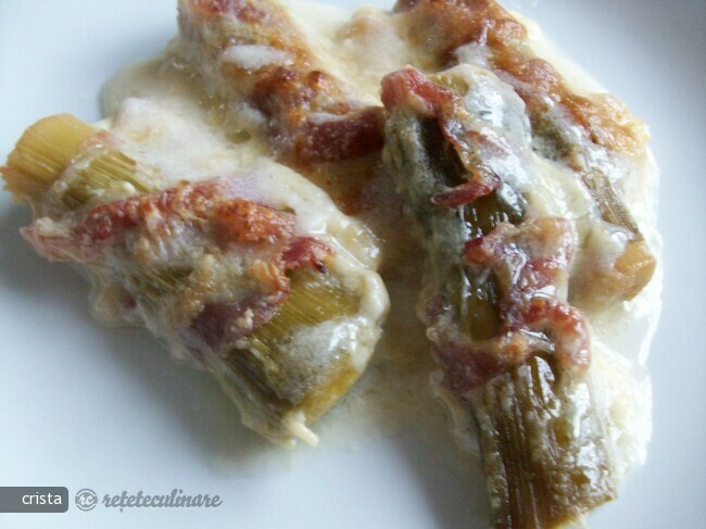 Imagine Reteta culinara Praz cu Bacon si Besamel la Cuptor | 2review.ro