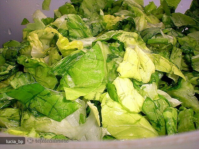 Imagine Reteta culinara Salata Simpla de Salata Verde | 2review.ro