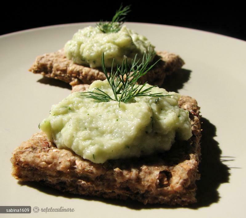 Imagine Reteta culinara Crema de Conopida | 2review.ro