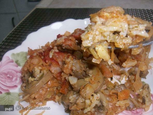 Imagine Reteta culinara Varza cu Orez si Ciuperci | 2review.ro