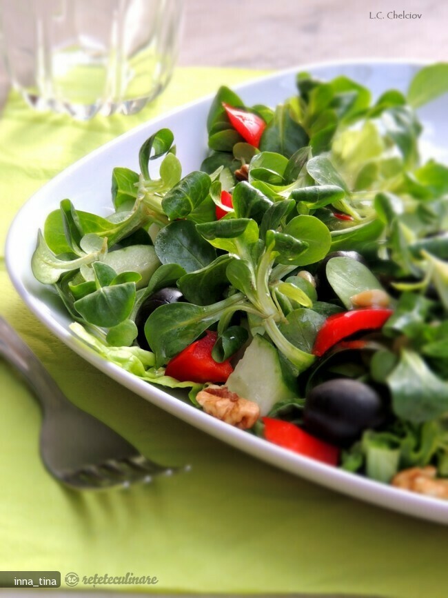 Imagine Reteta culinara Salata Mixta | 2review.ro