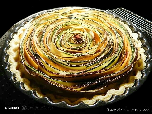Imagine Reteta culinara Tarta cu legume | 2review.ro