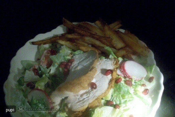 Imagine Reteta culinara Salata Verde cu Rodie si Piept de Pui Pane | 2review.ro