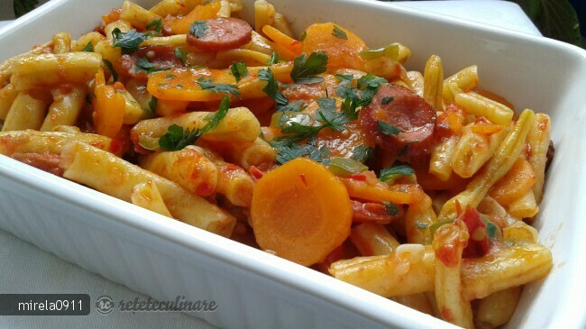 Imagine Reteta culinara Mancare de Fasole Pastai cu Carnati | 2review.ro