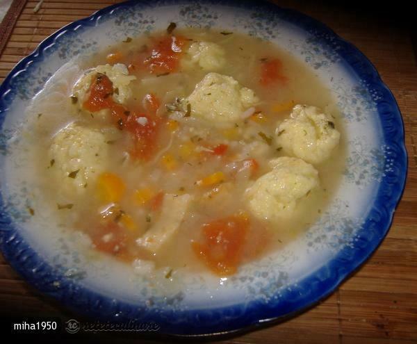 Imagine Reteta culinara Bors cu Perisoare din Dovlecei | 2review.ro