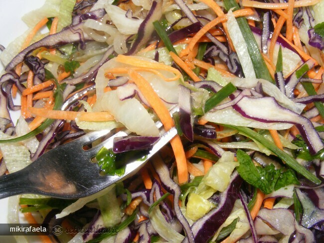 Imagine Reteta culinara Salata Chinezeasca | 2review.ro