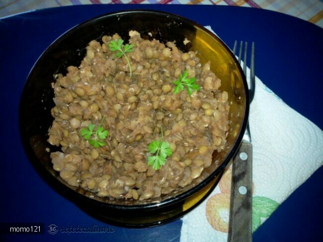 Imagine Reteta culinara Mancare de Linte Verde cu Rosii Proaspete | 2review.ro