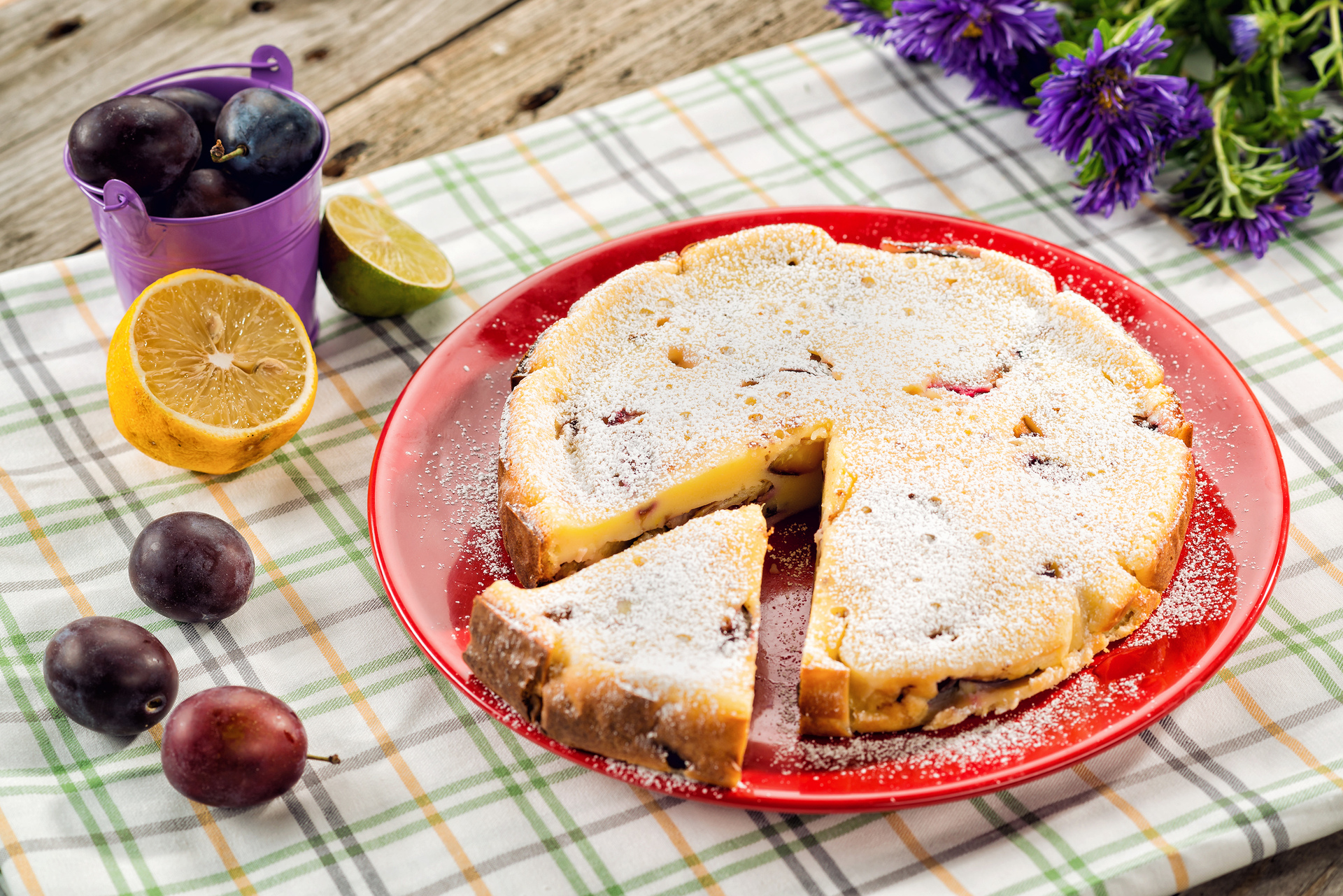 Imagine Reteta culinara Clafoutis cu prune | 2review.ro