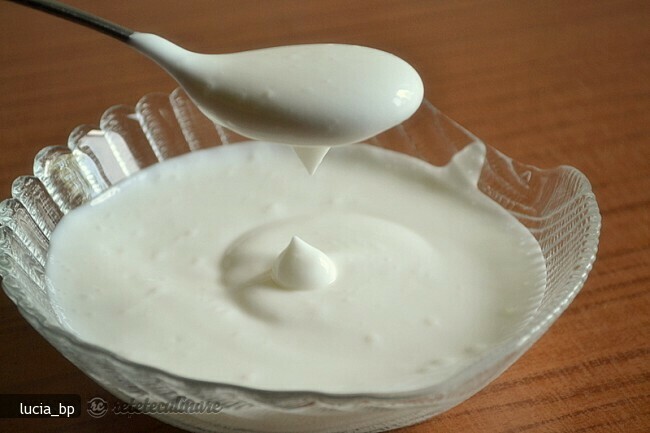 Imagine Reteta culinara Falsa Crème Fraîche, Pregatita Rapid in Casa | 2review.ro