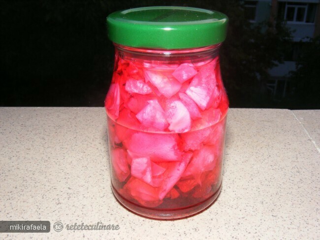 Imagine Reteta culinara Oţet de Trandafiri | 2review.ro